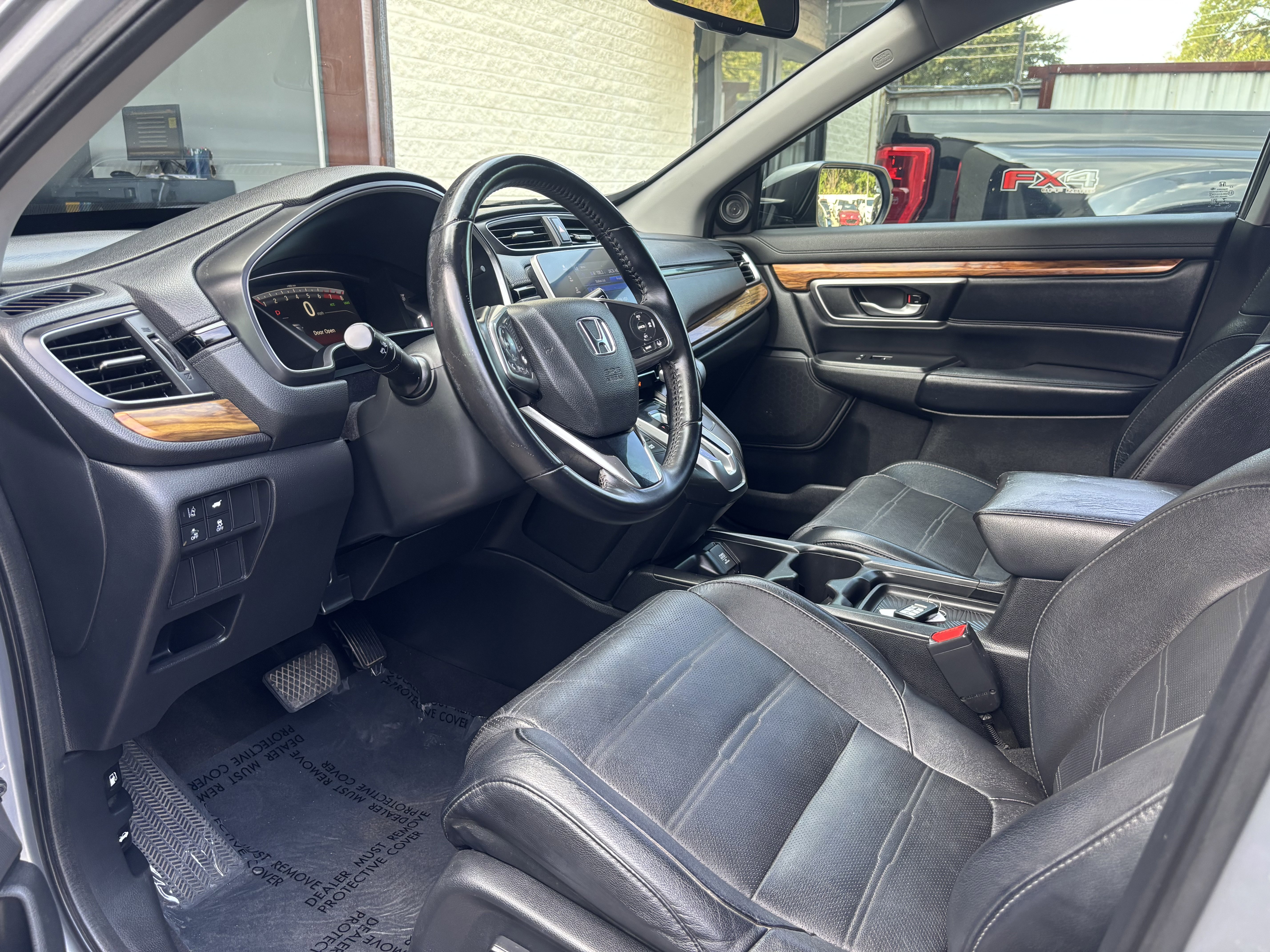 Used 2018 Honda CR-V Touring image 13