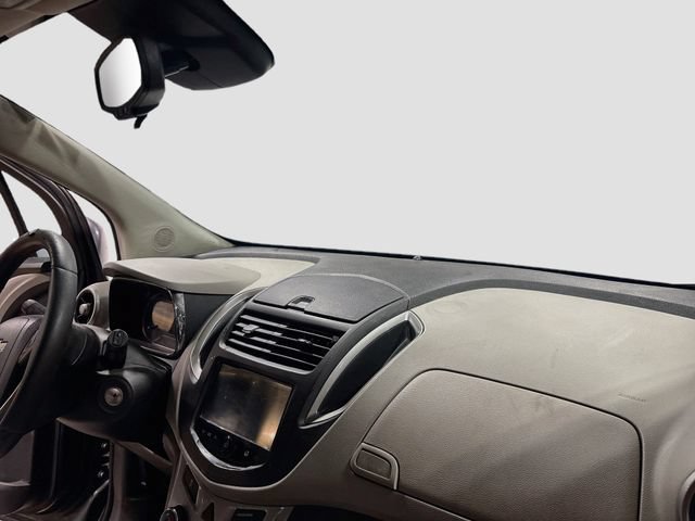 Used 2016 Chevrolet Trax LT w/ LT Convenience Package FWD image 17