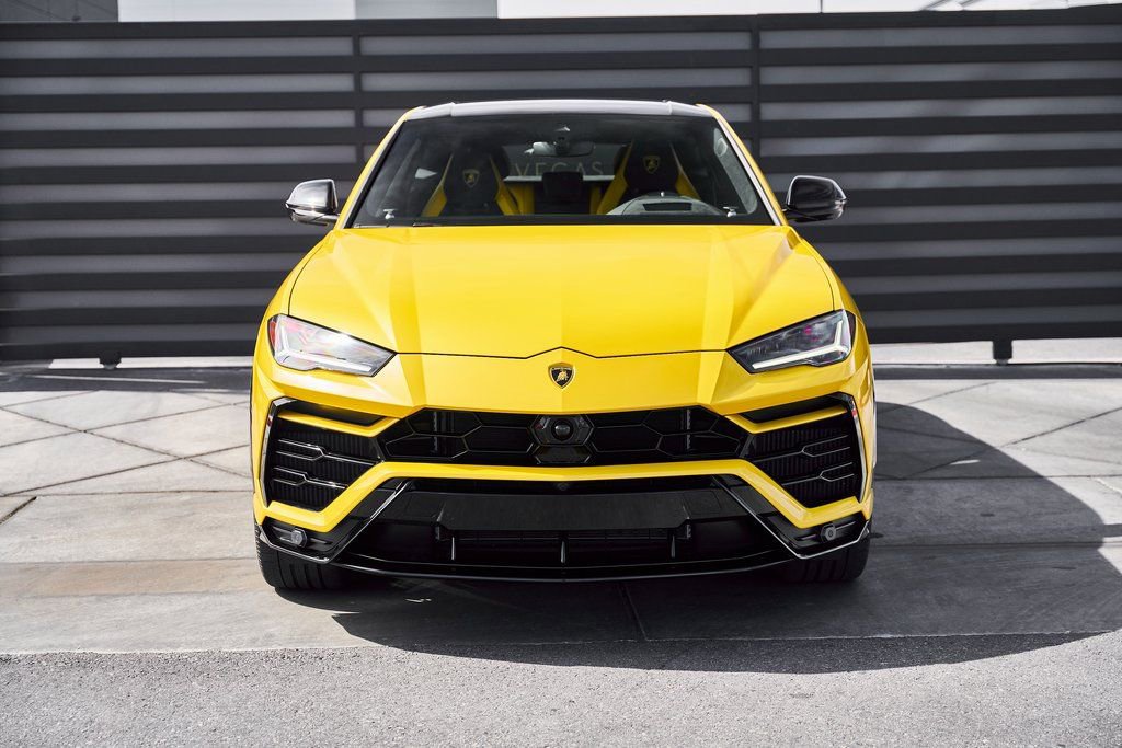 Used 2021 Lamborghini Urus AWD/4WD image 14