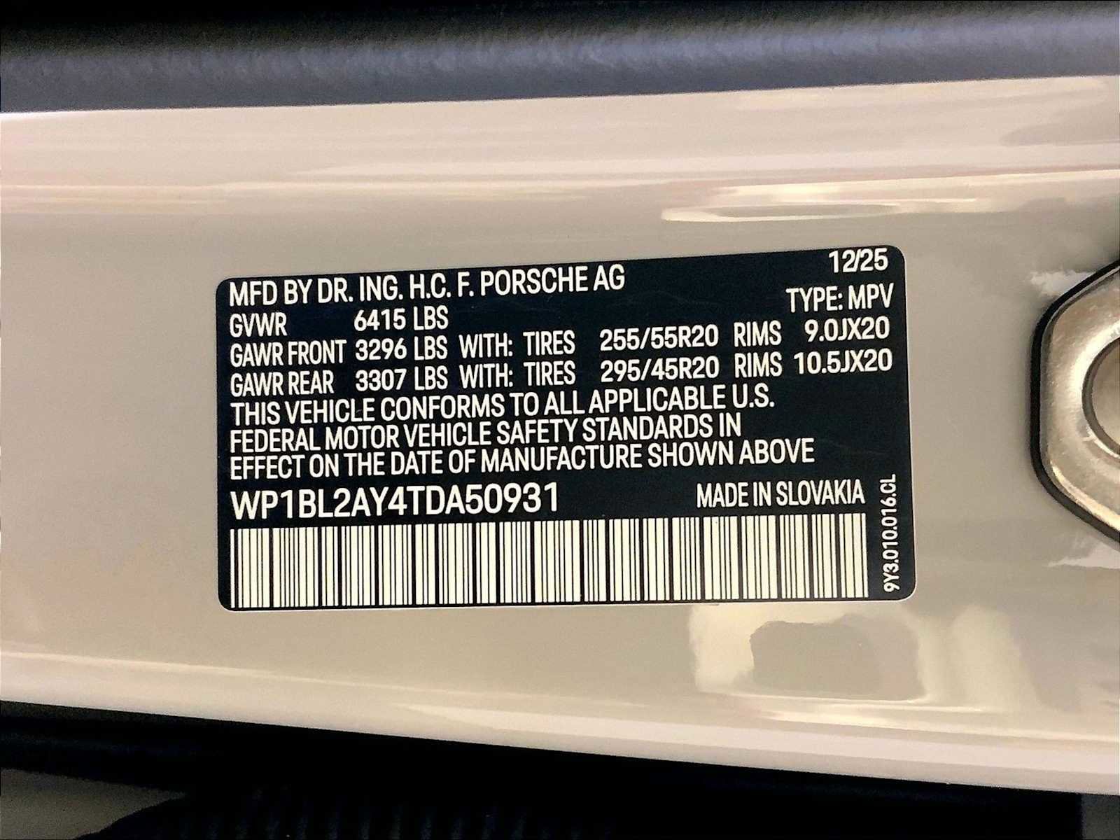 New 2026 Porsche Cayenne S image 23