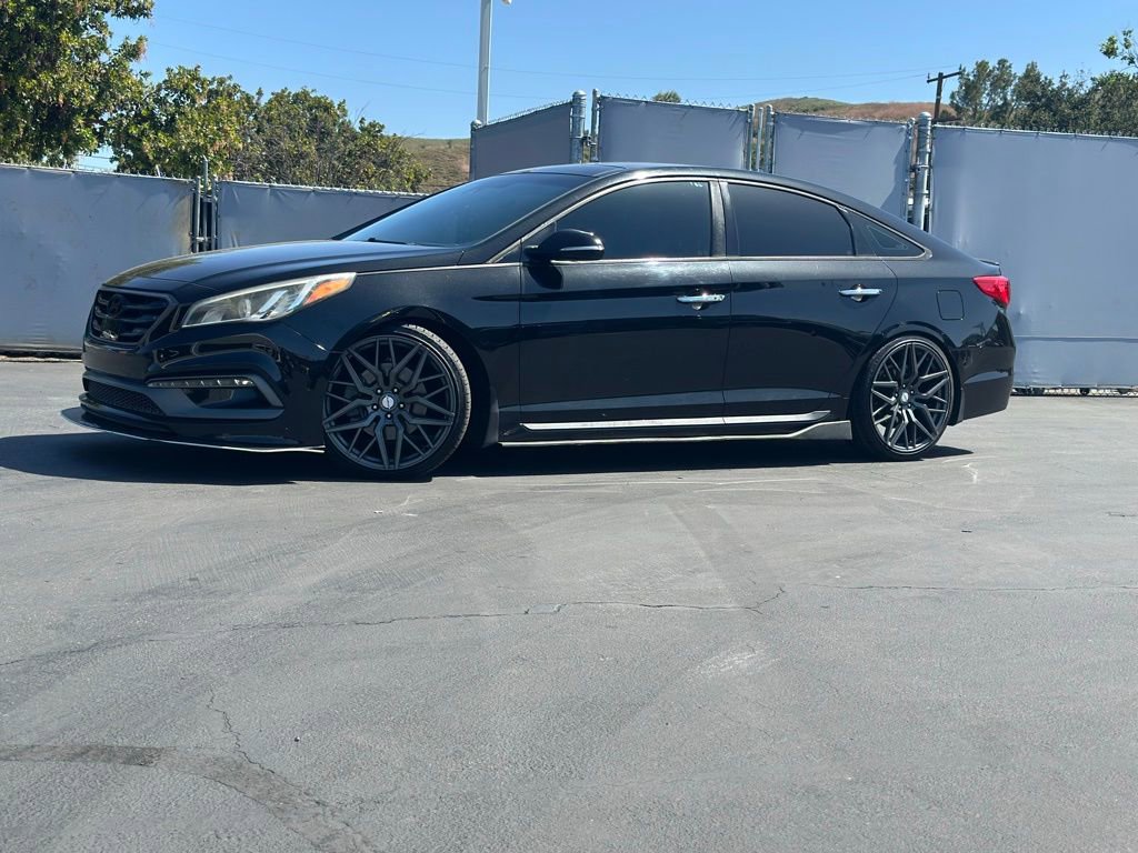 Used 2017 Hyundai Sonata Limited 2.0T FWD image 1