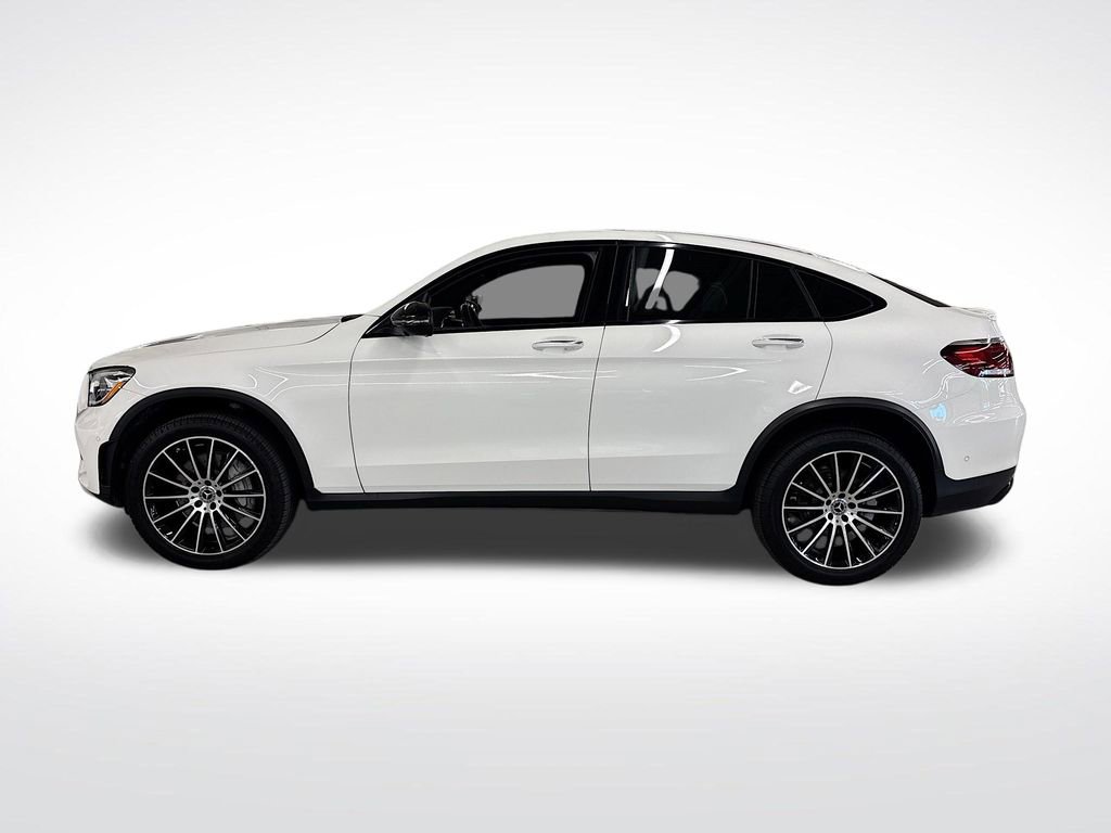 Used 2023 Mercedes-Benz GLC 300 4MATIC Coupe image 2