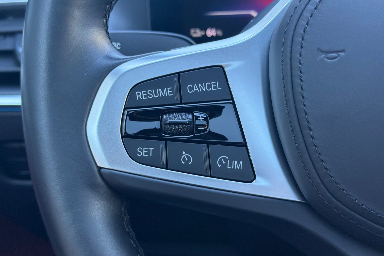 Used 2024 BMW i4 eDrive40 w/ M Sport Package image 30