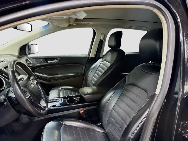 Used 2017 Ford Edge SEL w/ Equipment Group 201A AWD/4WD image 18
