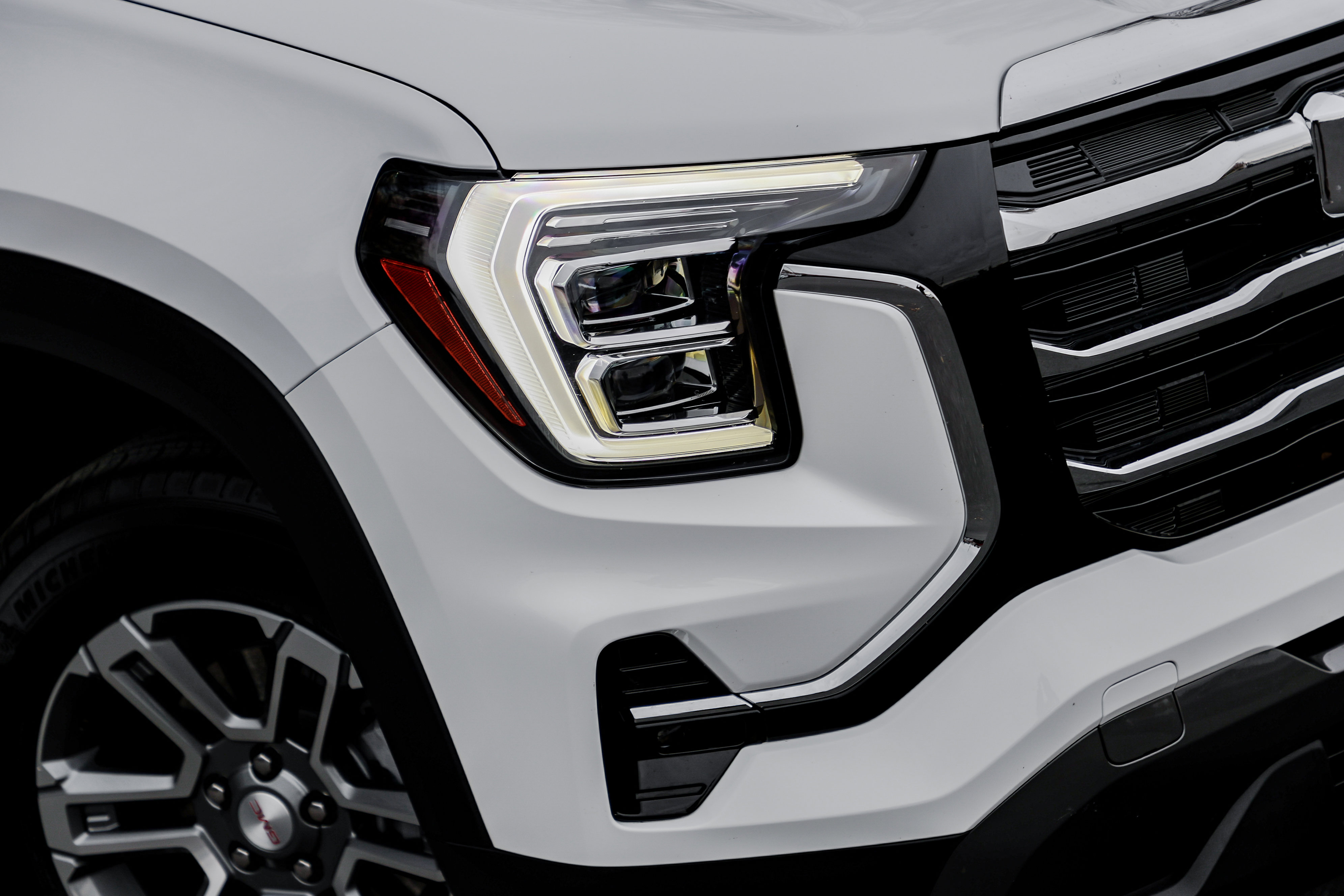 New 2026 GMC Terrain Elevation w/ Technology Package II image 3