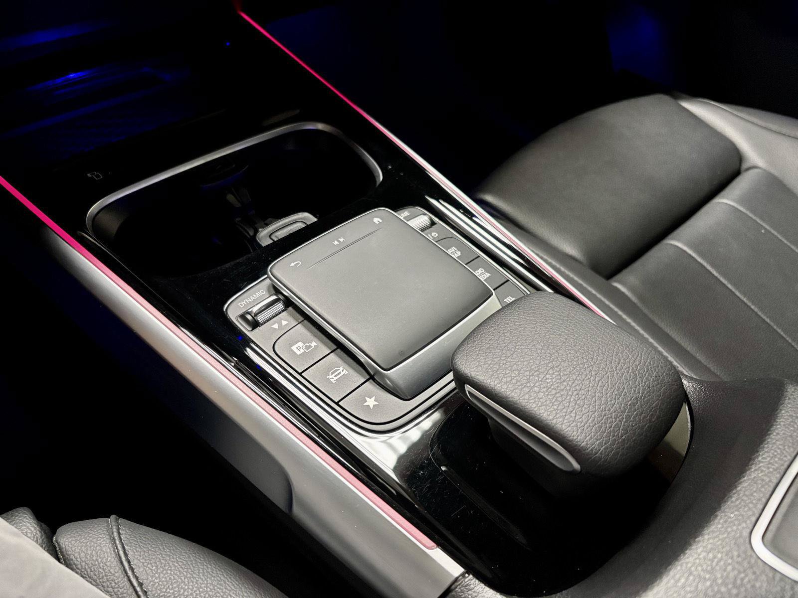 Used 2023 Mercedes-Benz EQB 300 4MATIC w/ Exclusive Package image 29