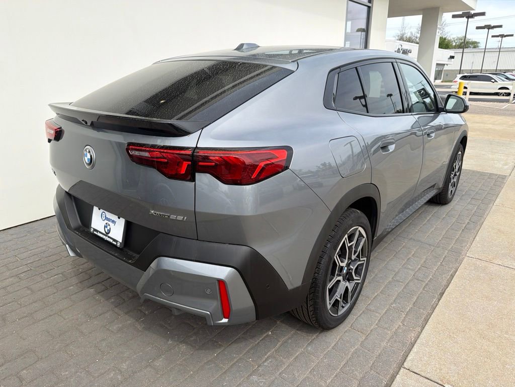 Certified 2025 BMW X2 xDrive28i w/ Convenience Package AWD/4WD image 5