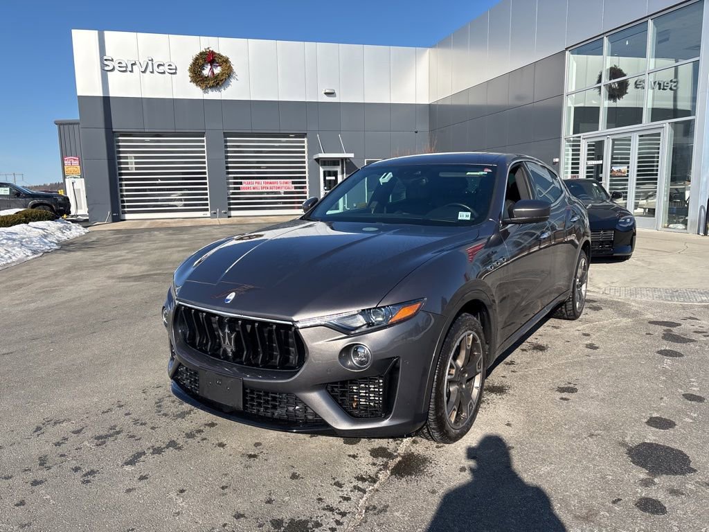 Used 2023 Maserati Levante Modena AWD/4WD image 3