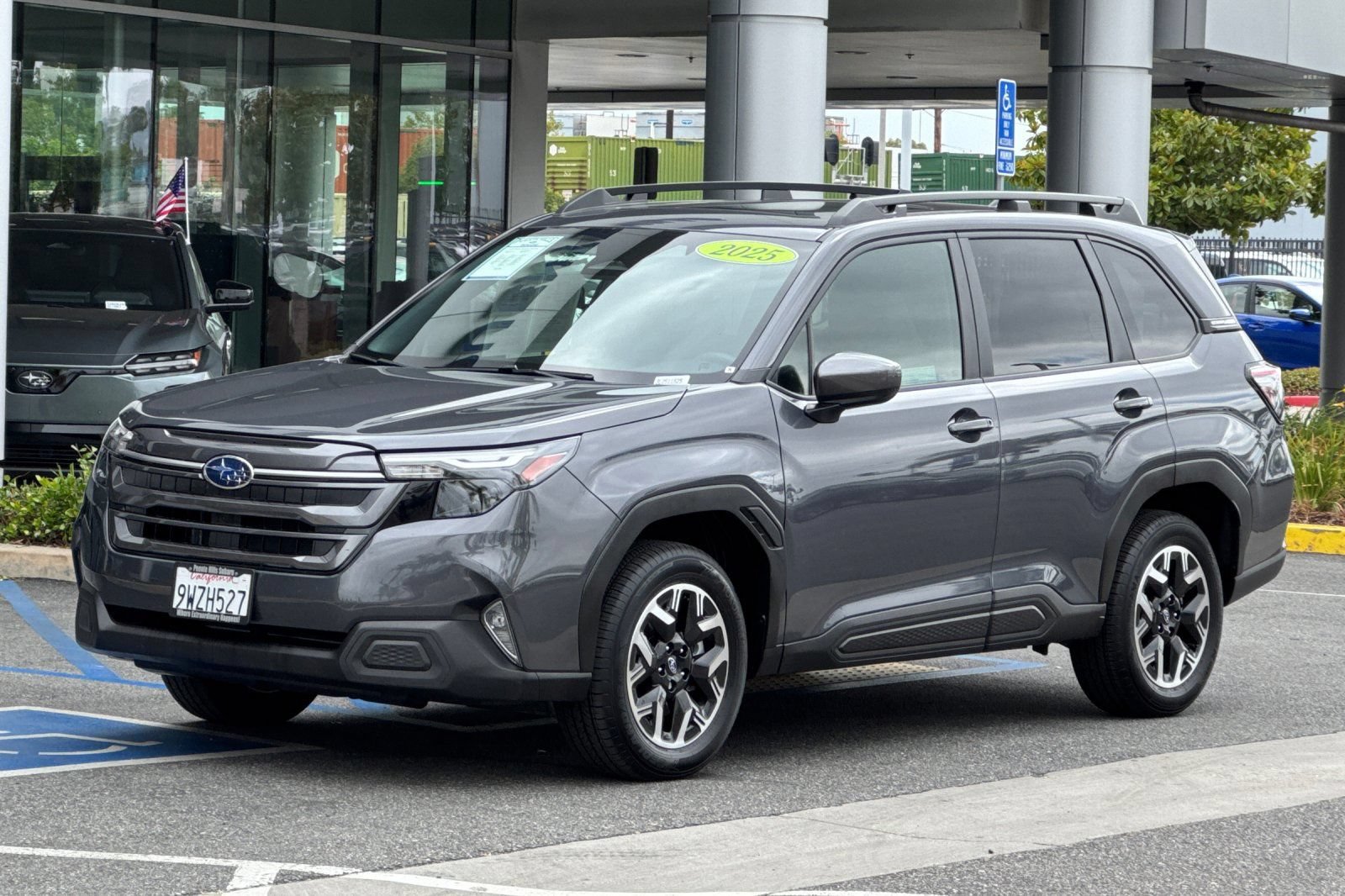 Certified 2025 Subaru Forester Premium AWD/4WD image 10
