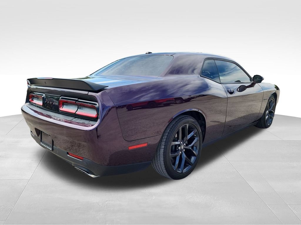 Used 2022 Dodge Challenger R/T w/ Blacktop Package RWD image 7