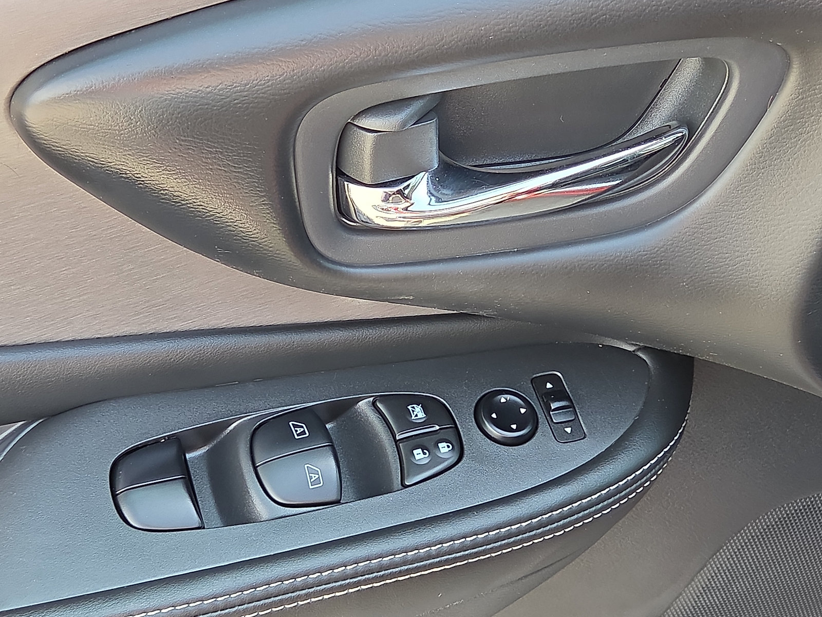 Used 2019 Nissan Murano S w/ Cargo Package FWD image 13