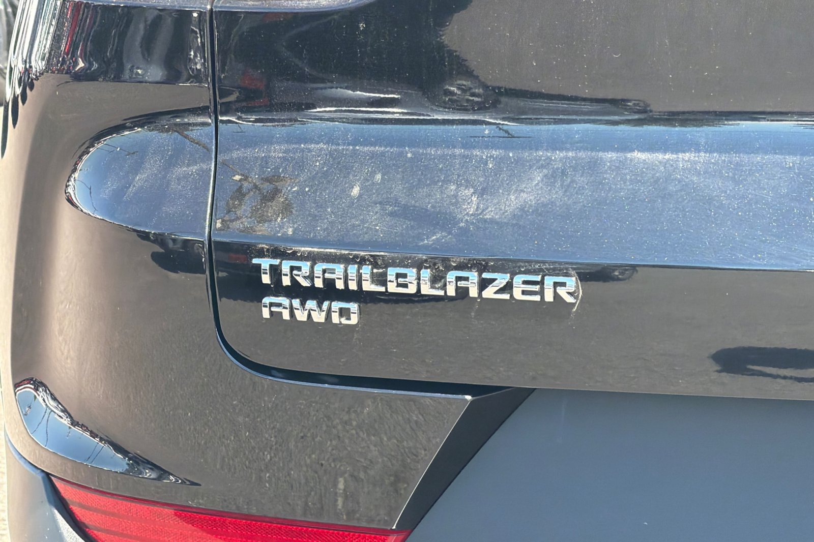 Used 2025 Chevrolet TrailBlazer LT AWD/4WD image 28