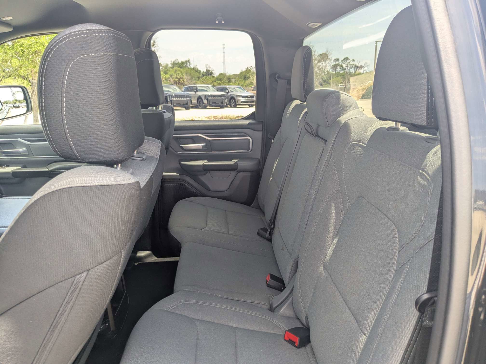 Used 2021 RAM 1500 Big Horn AWD/4WD image 18
