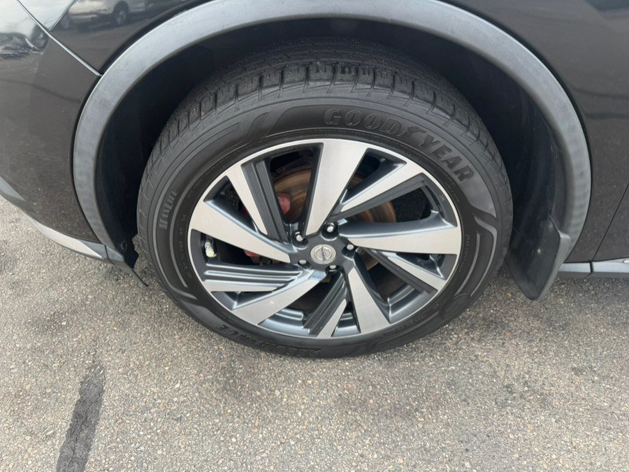 Used 2015 Nissan Murano Platinum w/ Platinum Technology Package AWD/4WD image 3