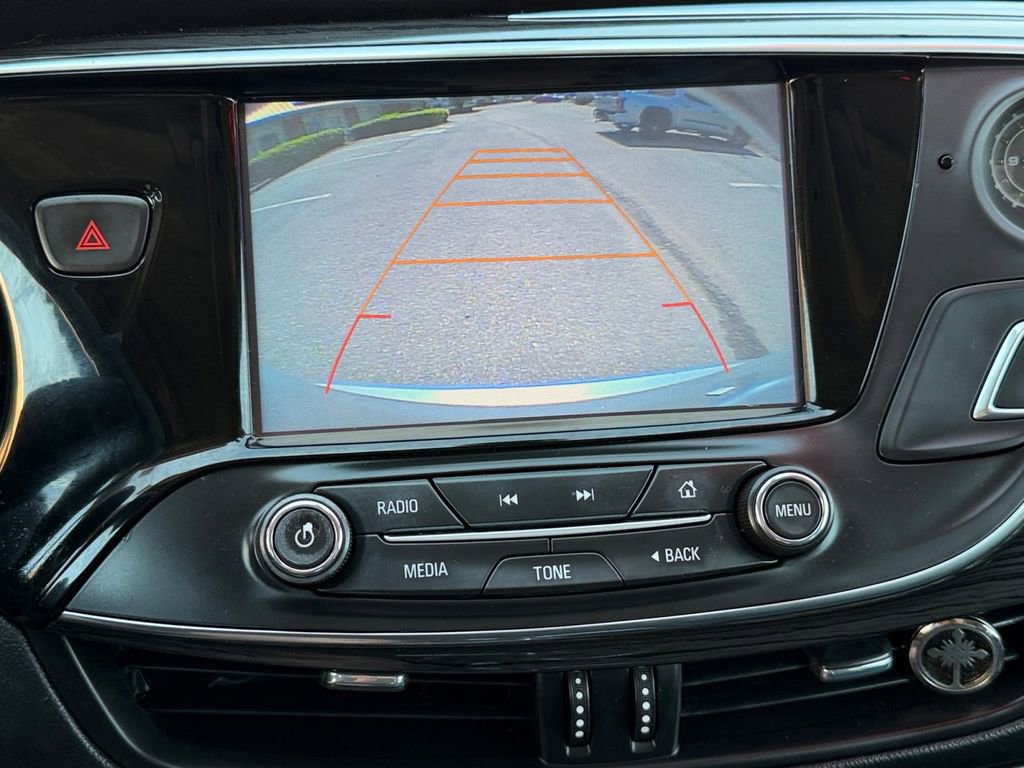 Used 2017 Buick Envision Essence image 22