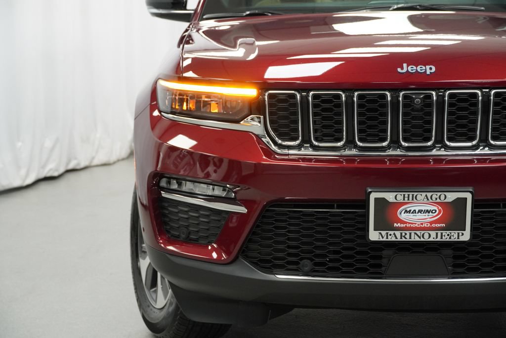 Certified 2025 Jeep Grand Cherokee Limited 4xe w/ Luxury Tech Group II AWD/4WD image 6