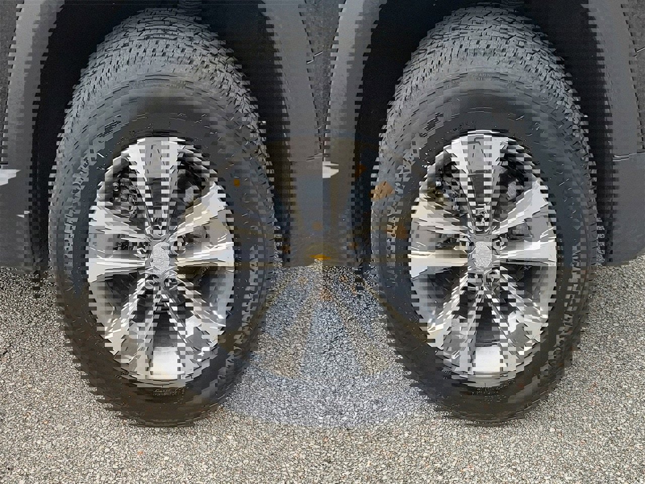 Used 2025 Chevrolet Equinox LT image 5