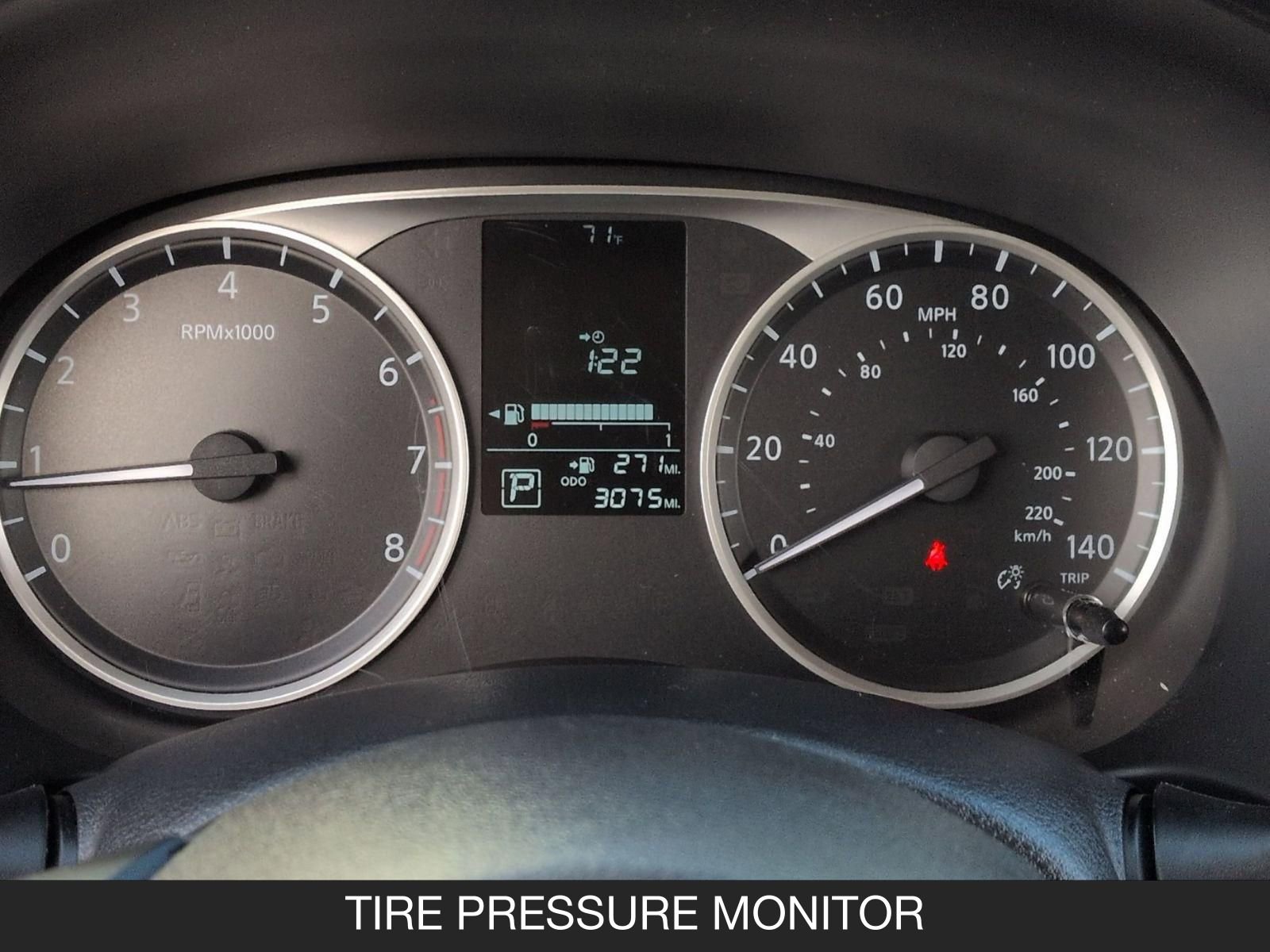 Certified 2025 Nissan Kicks Play S image 19