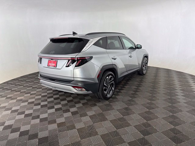 Used 2025 Hyundai Tucson Limited FWD image 5