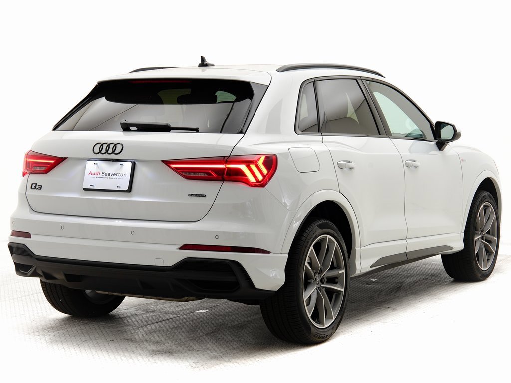 New 2025 Audi Q3 2.0T Premium image 3