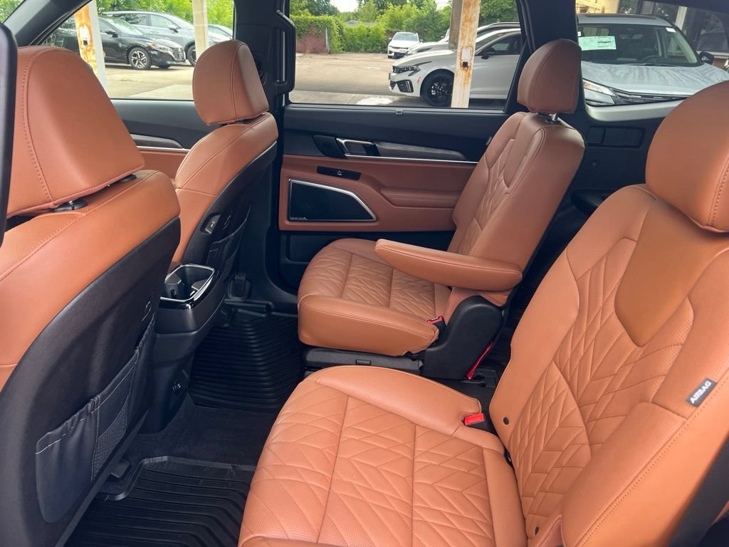 Used 2025 Kia Telluride SX X-Line AWD/4WD image 9