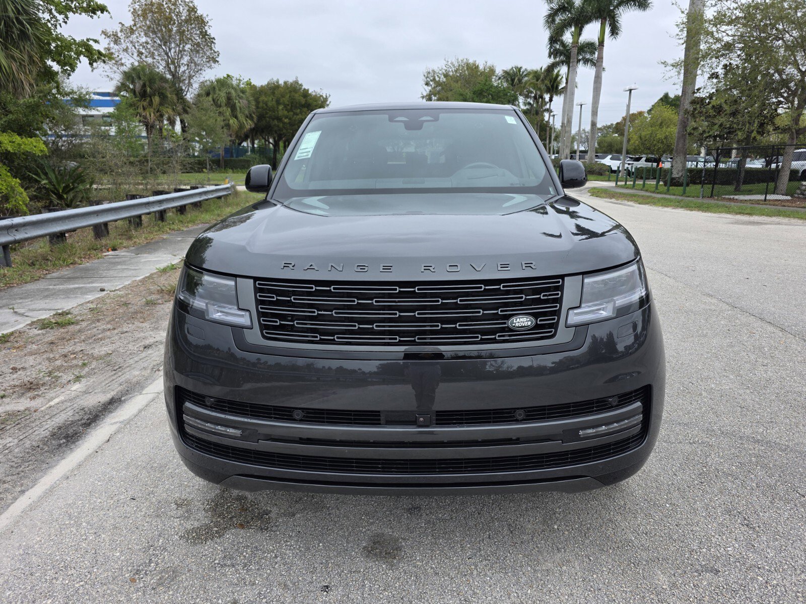 New 2026 Land Rover Range Rover SE image 8