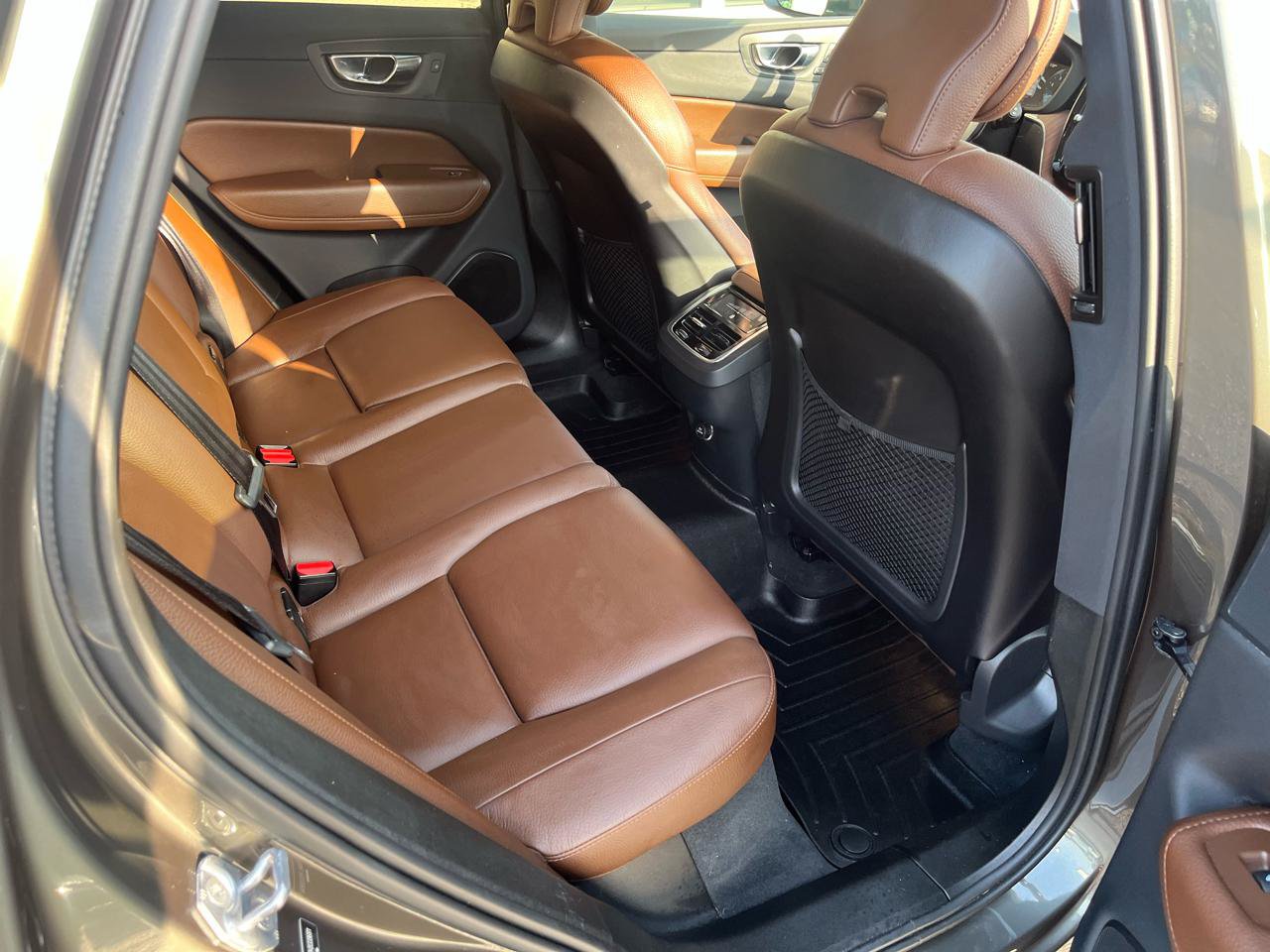 Used 2019 Volvo XC60 T5 Inscription w/ Protection Package Premier AWD/4WD image 35