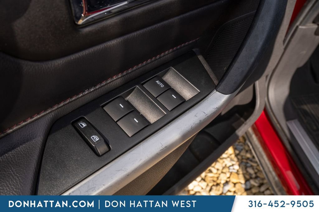 Used 2013 Ford Edge Limited w/ Driver Entry Pkg image 17