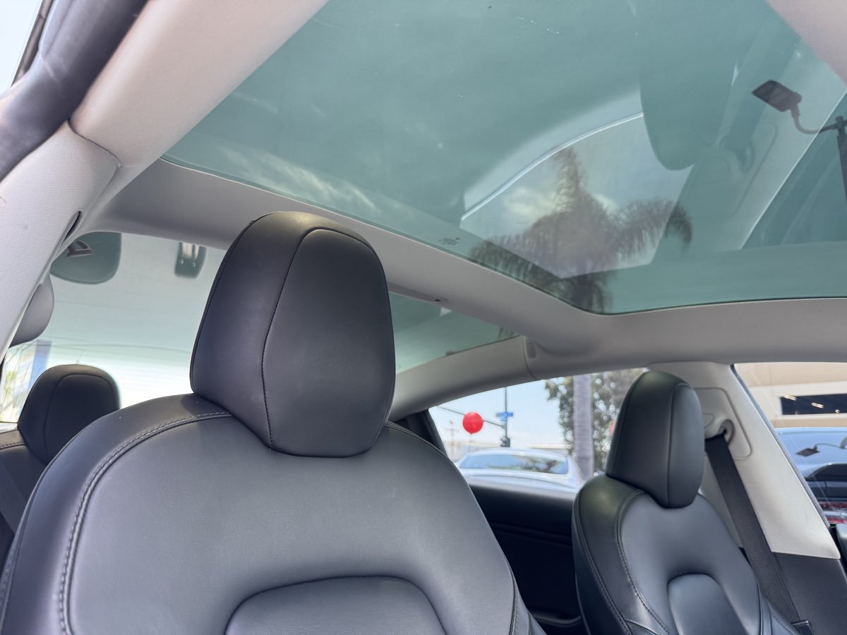 Used 2018 Tesla Model 3 Performance AWD/4WD image 15