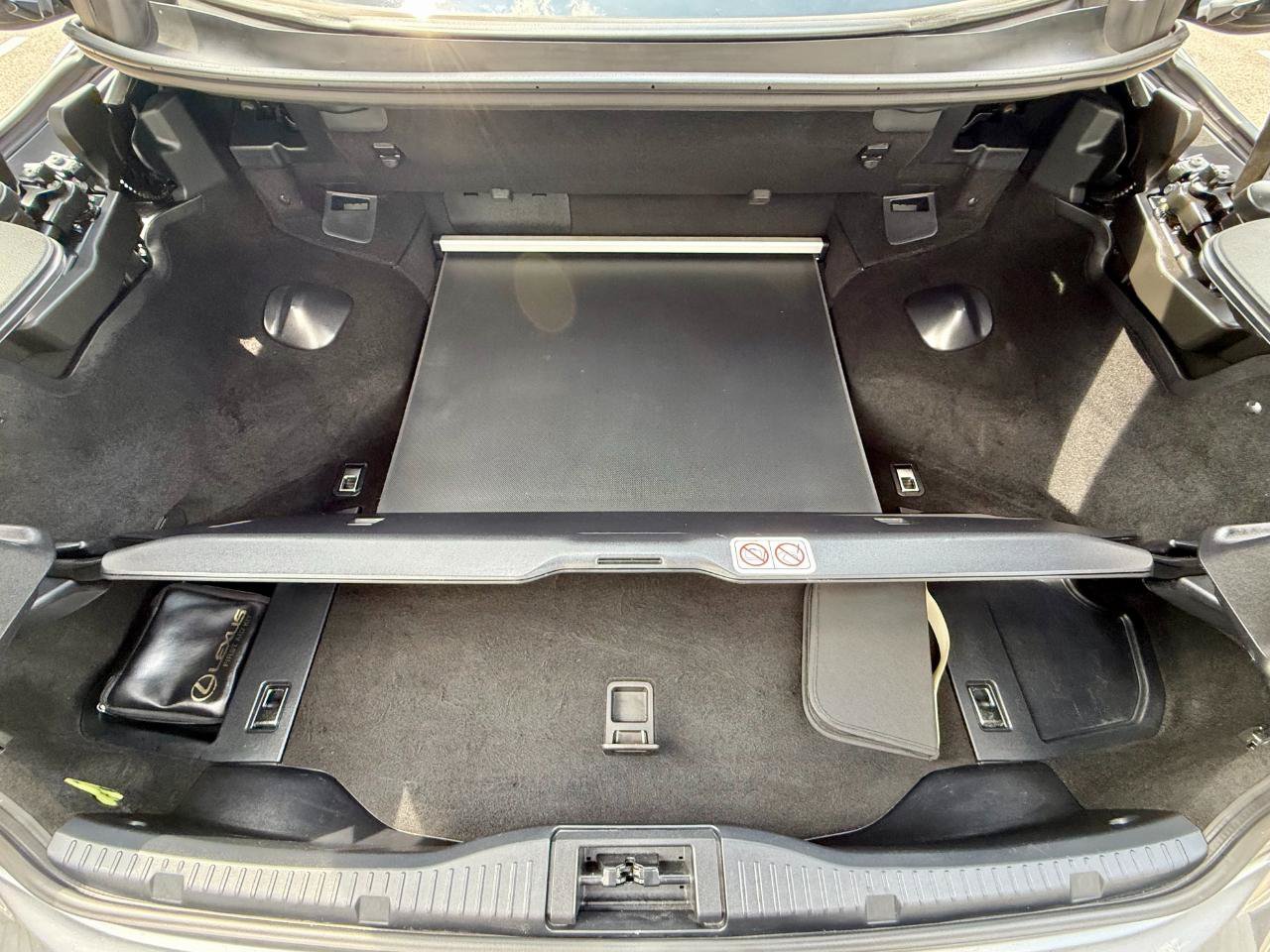 Used 2015 Lexus IS 250C w/ Luxury Package RWD image 25