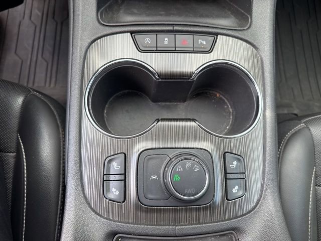 Used 2023 GMC Acadia SLT w/ LPO, Floor Liner Package image 17