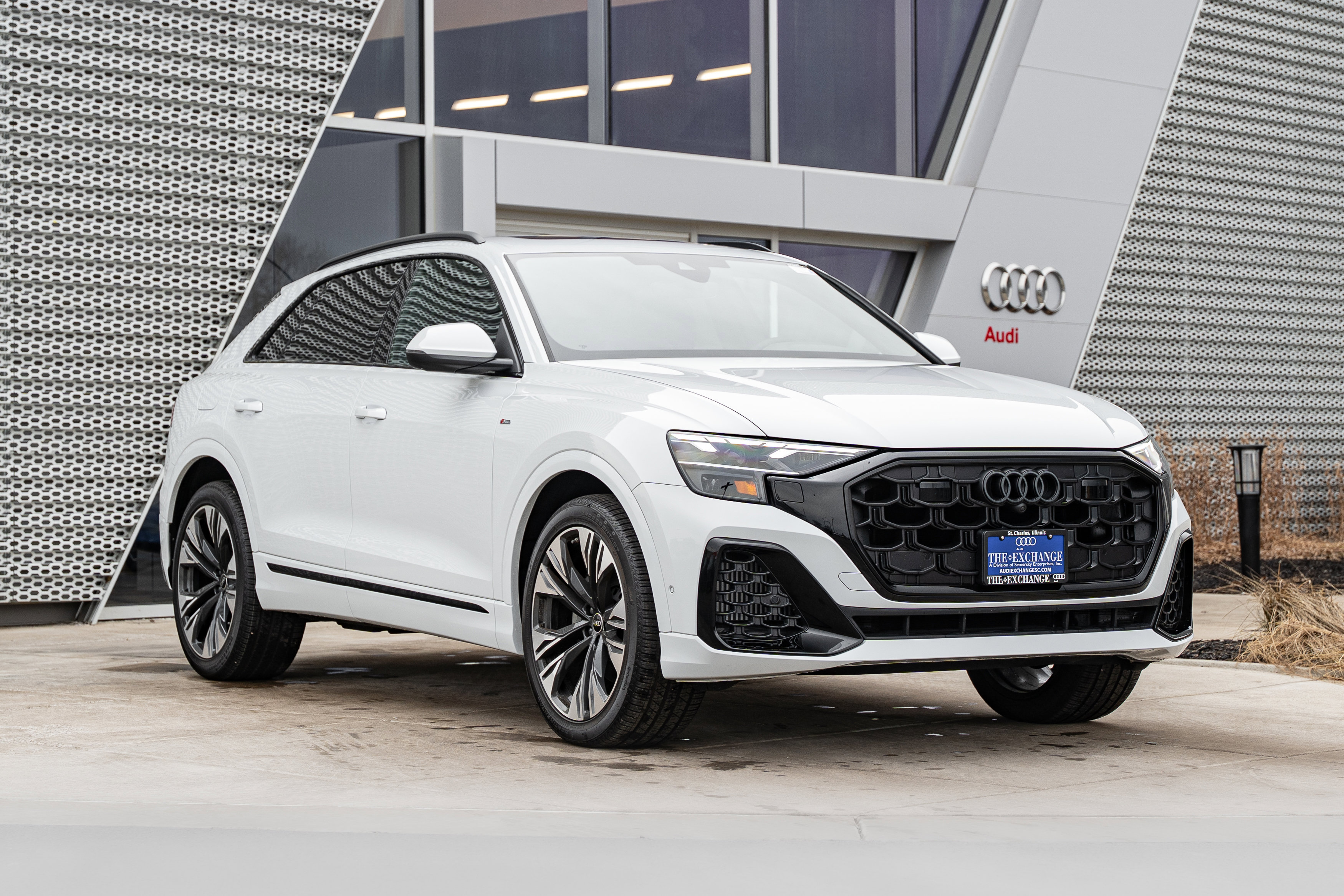 New 2026 Audi Q8 Premium Plus AWD/4WD image 1