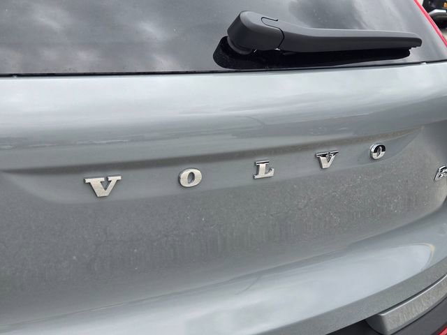 New 2026 Volvo XC40 B5 Plus w/ Protection Package Premier AWD/4WD image 10