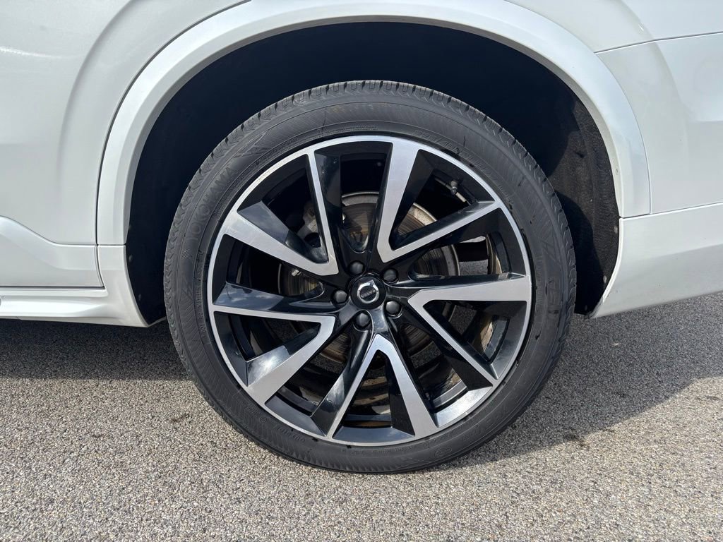 Used 2021 Volvo XC90 T6 Momentum w/ Protection Package Premier image 34