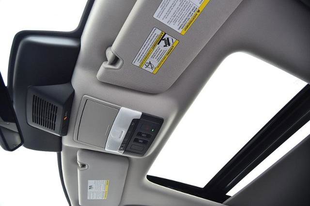 Certified 2025 Nissan Pathfinder Platinum image 26