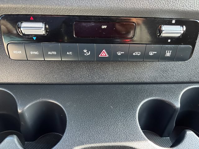 Used 2024 Mercedes-Benz Sprinter 2500 image 18