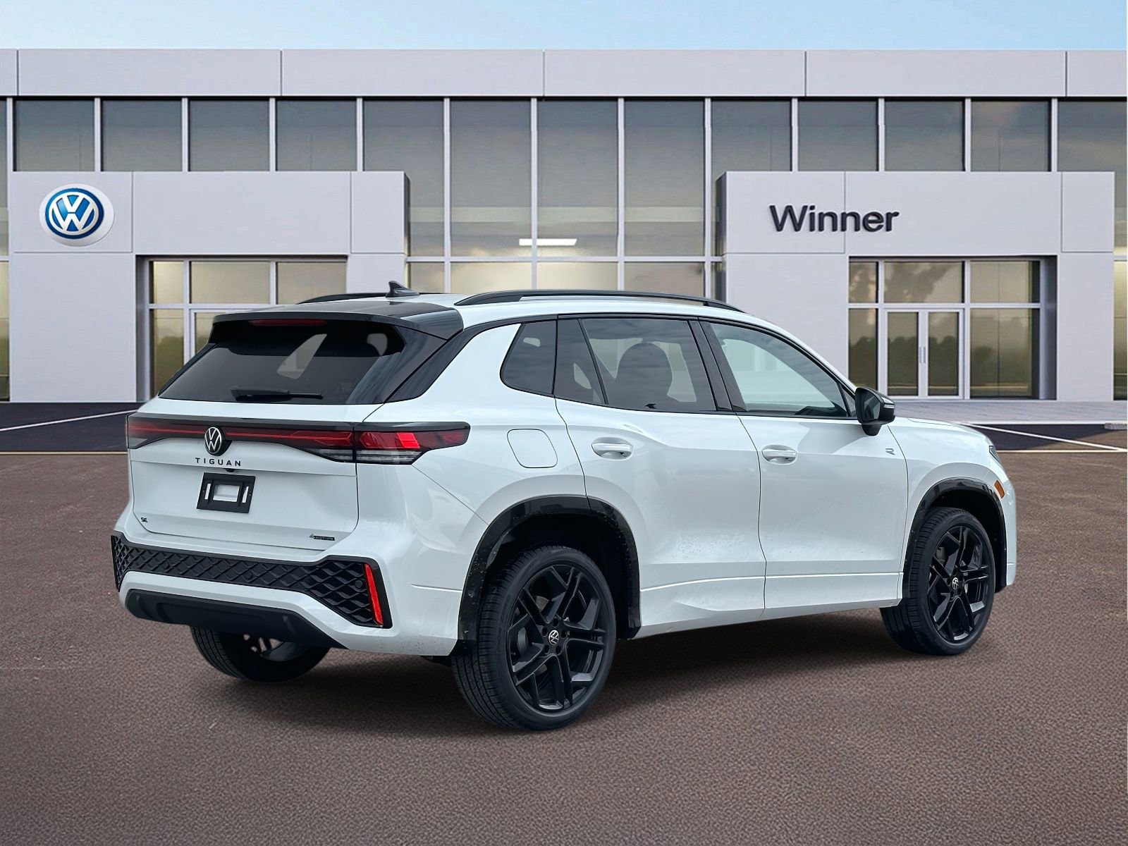 New 2026 Volkswagen Tiguan SE R-Line image 5