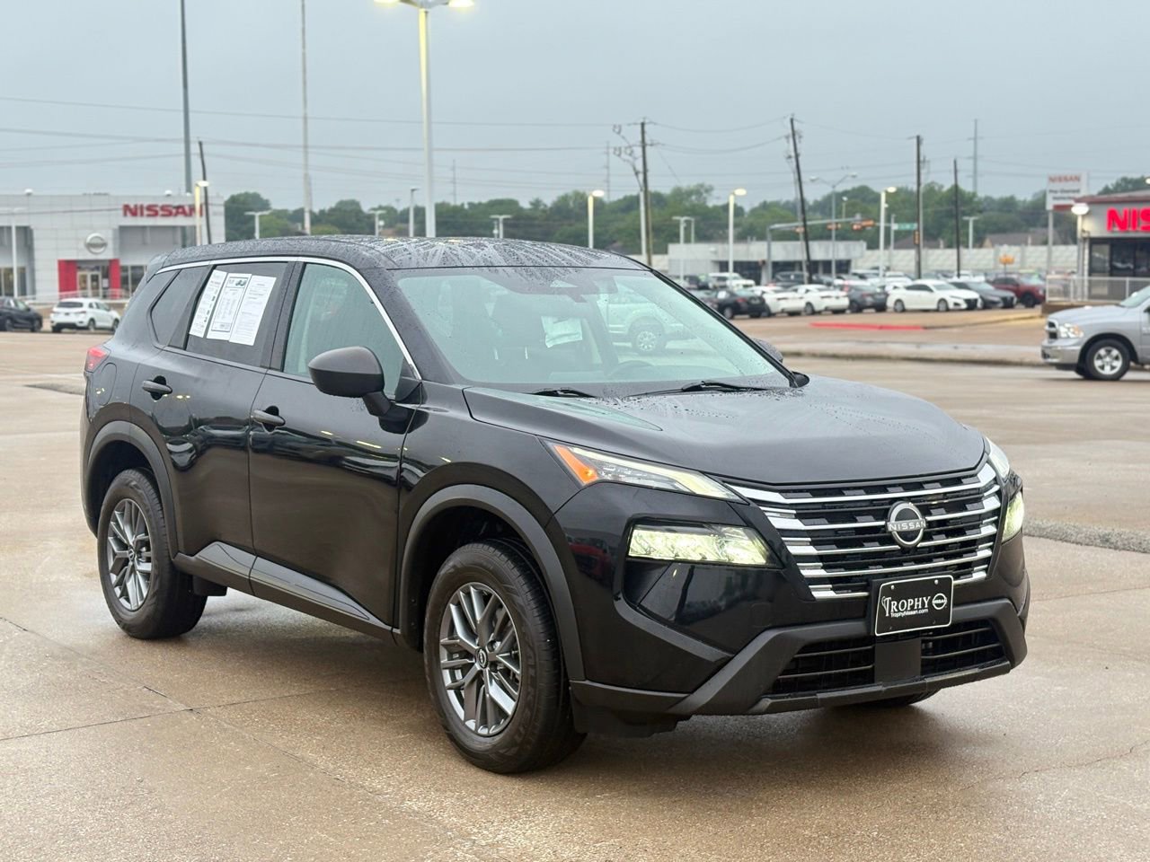 Certified 2024 Nissan Rogue S AWD/4WD image 6