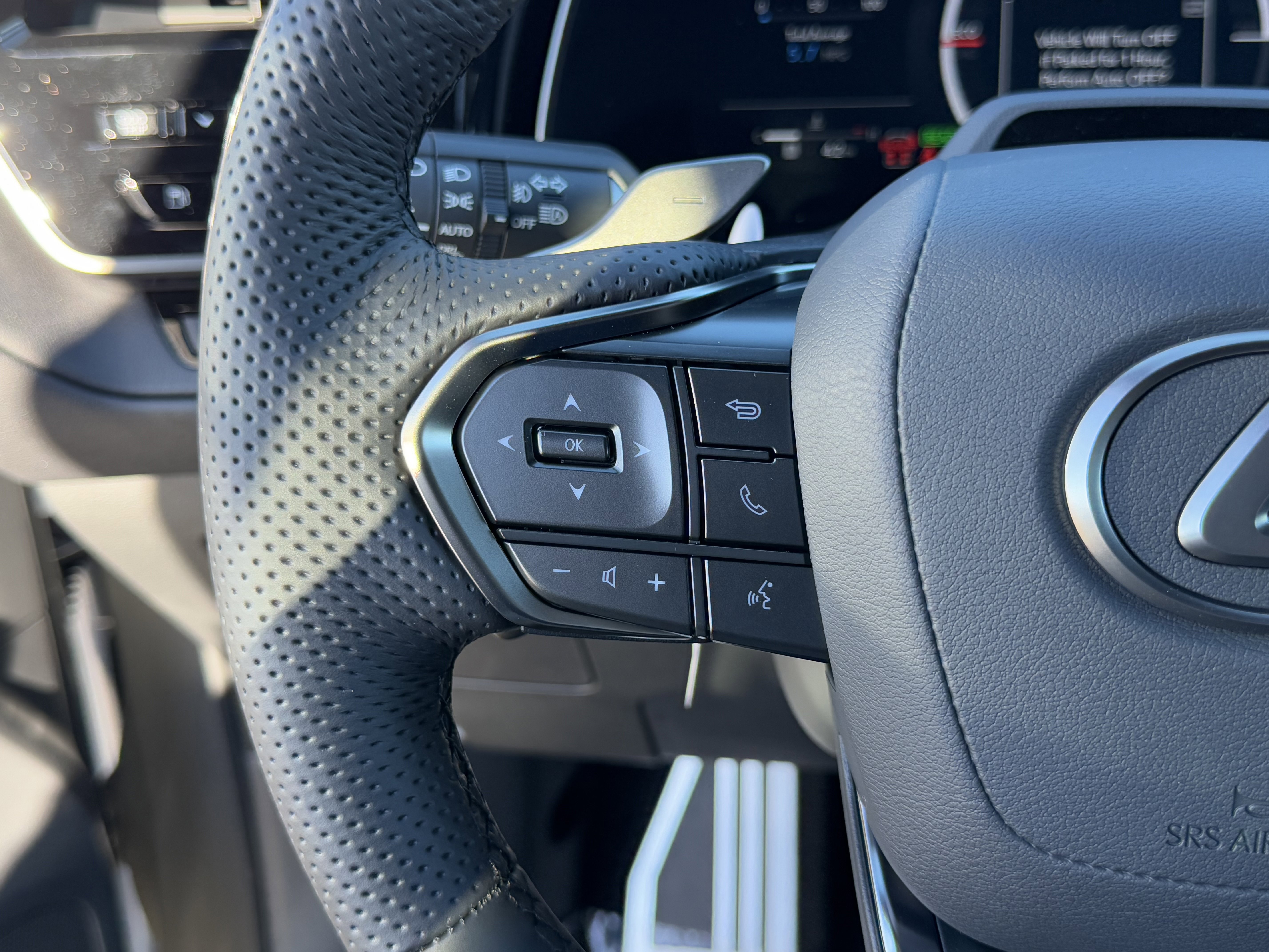 New 2026 Lexus TX 500h AWD image 20