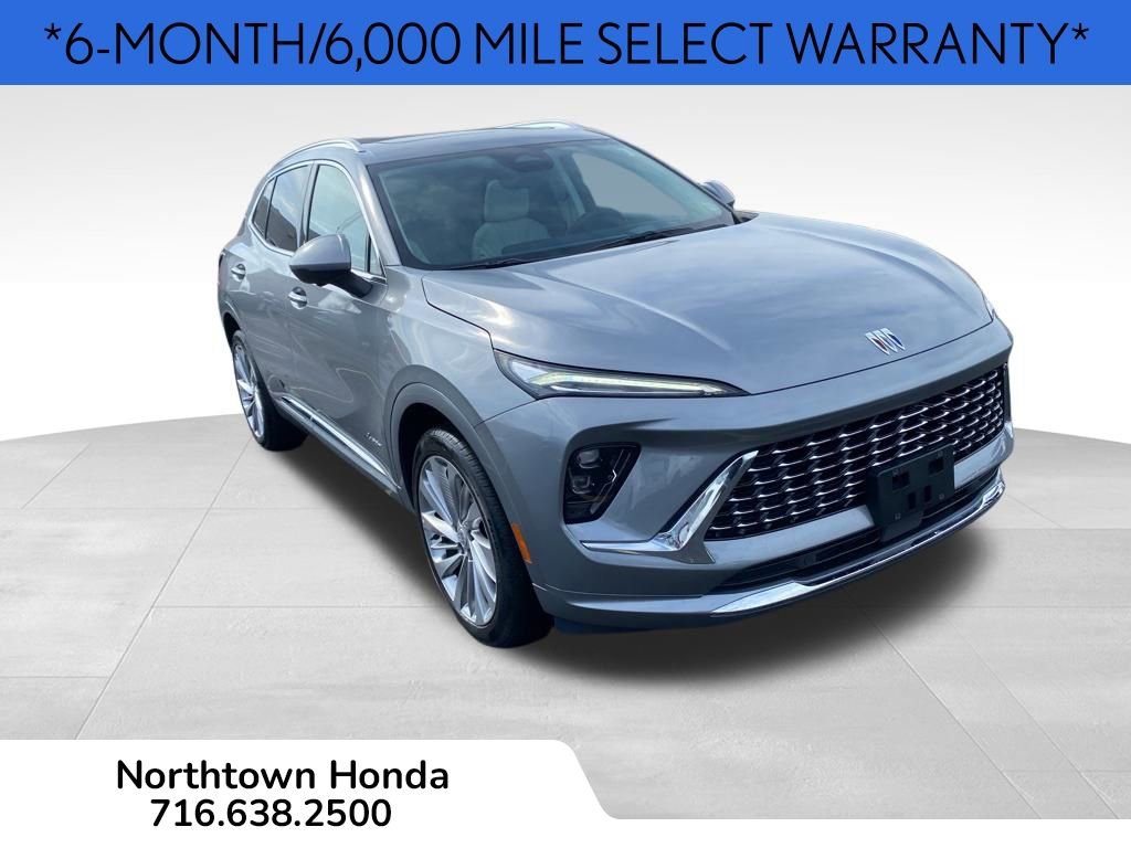 Used 2024 Buick Envision Avenir image 2