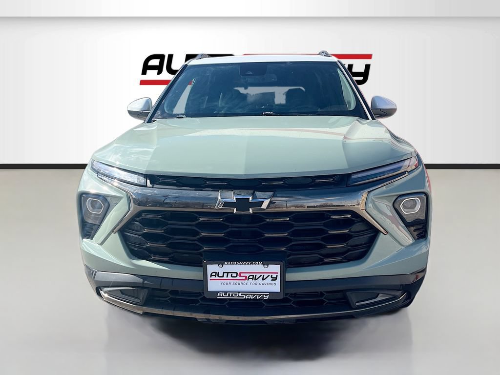 Used 2025 Chevrolet TrailBlazer ACTIV w/ Convenience Package AWD/4WD image 2