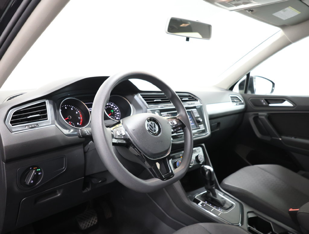 Used 2020 Volkswagen Tiguan S FWD image 15