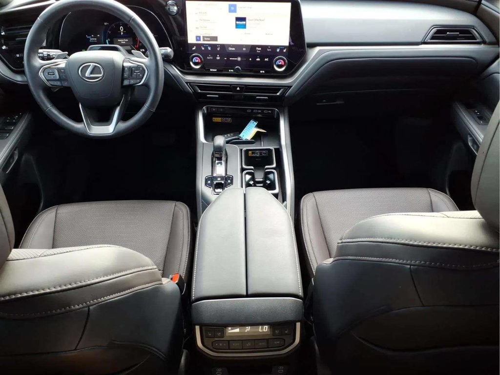 Used 2025 Lexus TX 350 FWD w/ Technology Package image 11