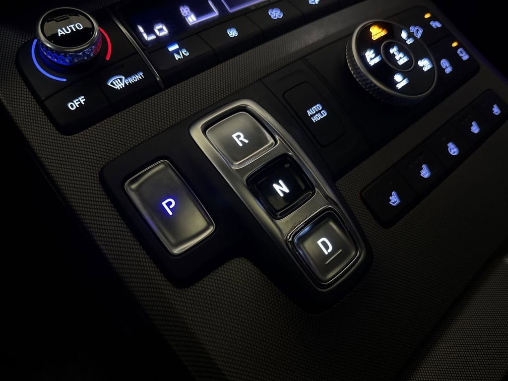 Used 2021 Hyundai Palisade Calligraphy image 18