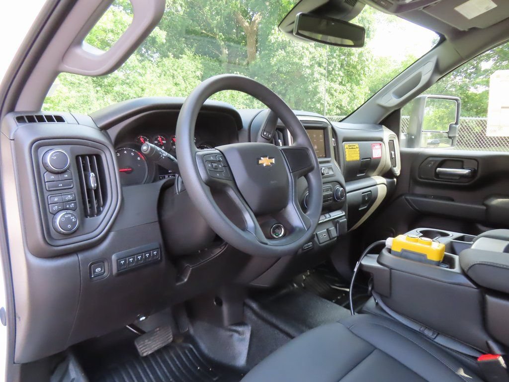 New 2025 Chevrolet Silverado 3500 W/T AWD/4WD image 18