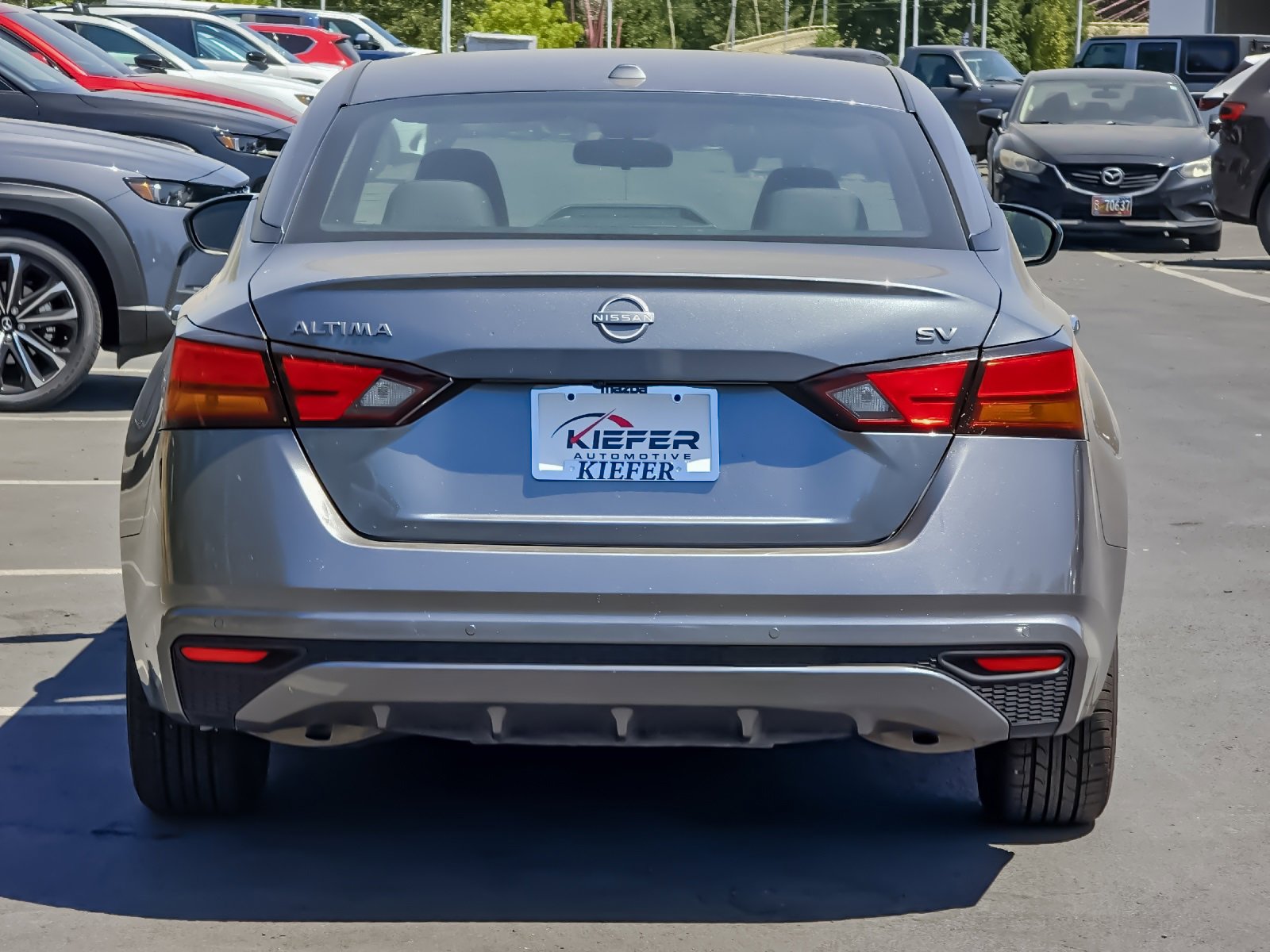 Used 2023 Nissan Altima 2.5 SV image 5