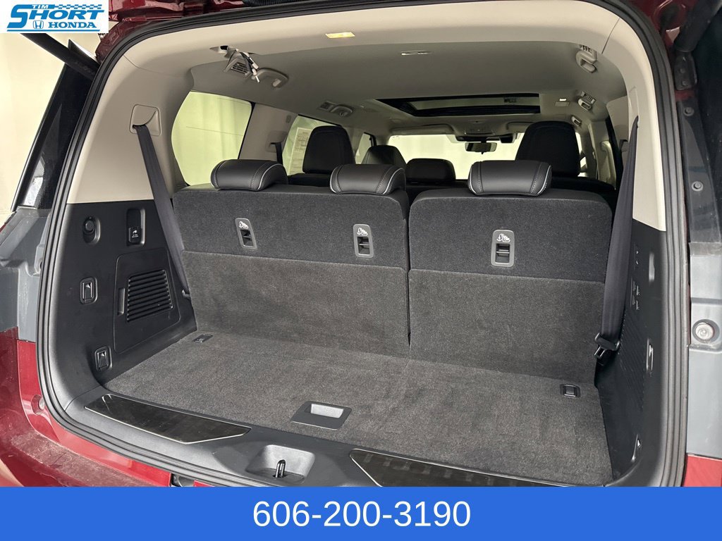 Used 2025 INFINITI QX80 Sensory AWD/4WD image 10