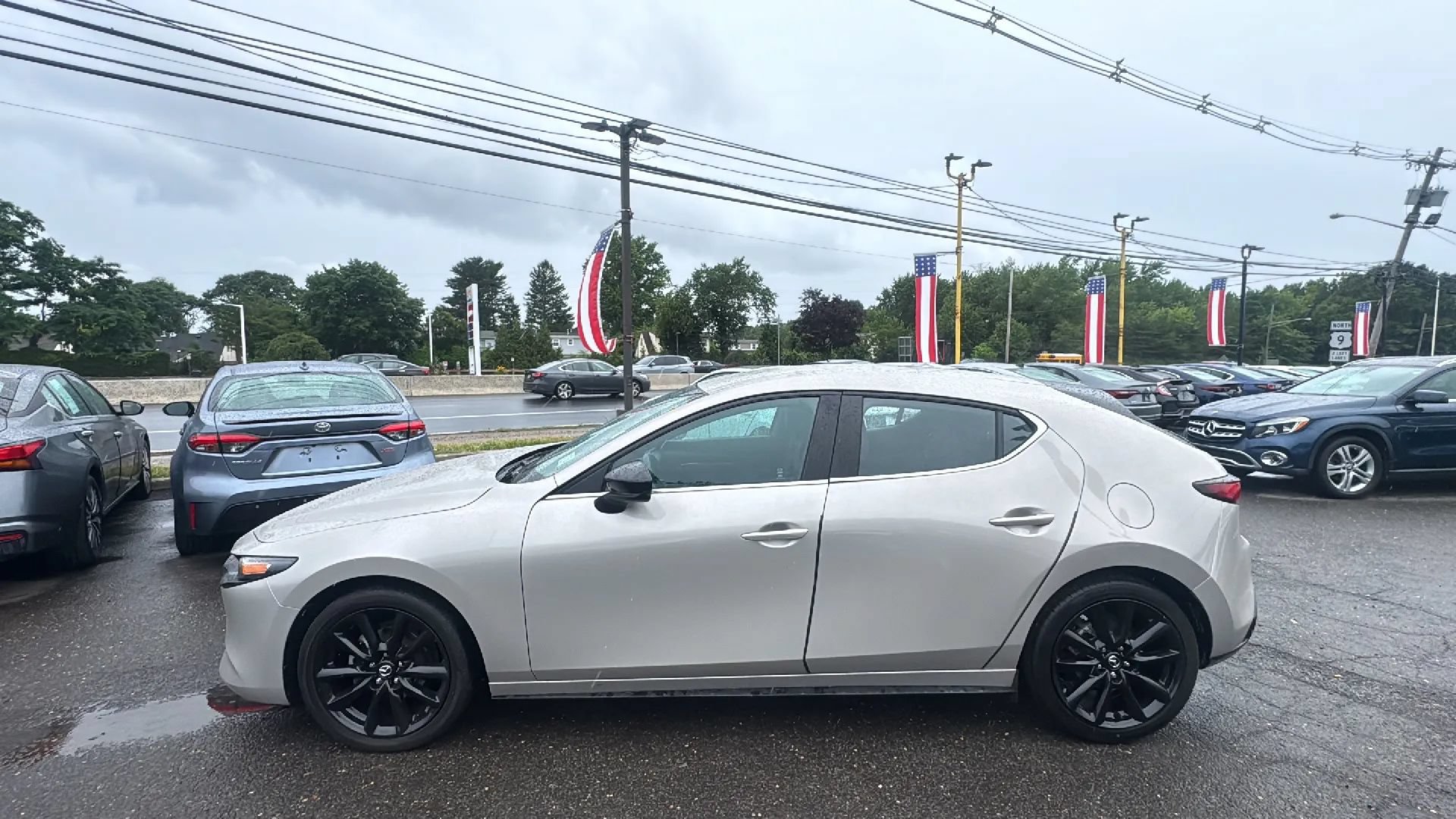 Used 2024 MAZDA MAZDA3 s FWD image 8