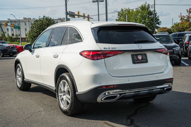 Used 2023 Mercedes-Benz GLC 300 4MATIC image 5