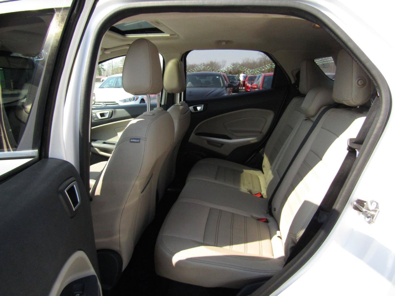 Used 2018 Ford EcoSport Titanium AWD/4WD image 18